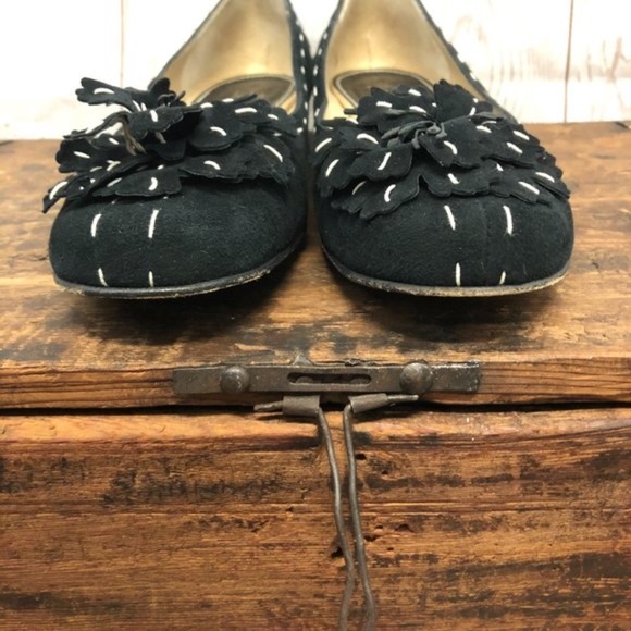 Ramon Tenza Suede Stitched Ballet Style Flats - Picture 5 of 7